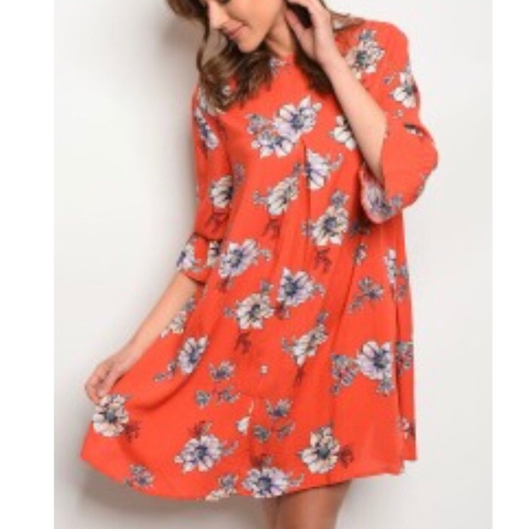 NEW BOUTIQUE DRESS - Picture 1 of 3